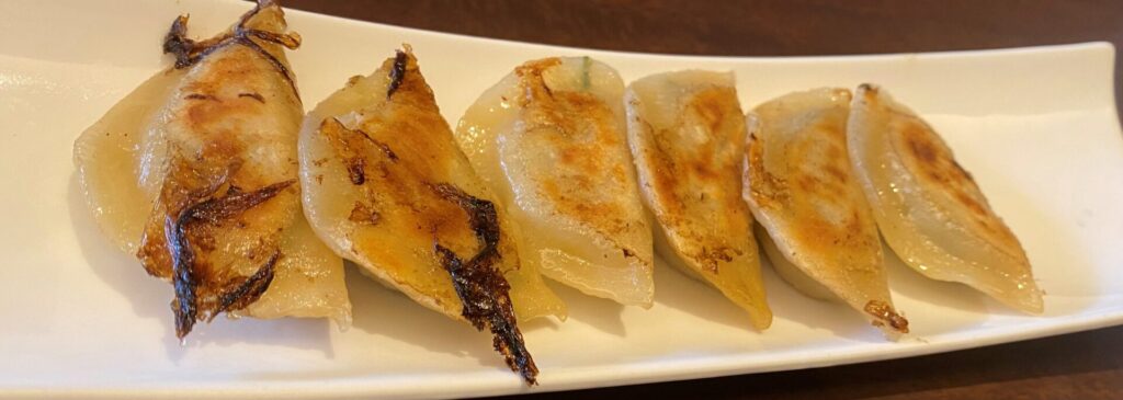 焼き餃子の写真